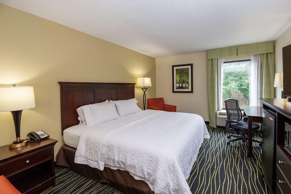 Hampton Inn Columbia I-26/Harbison Blvd Exterior photo