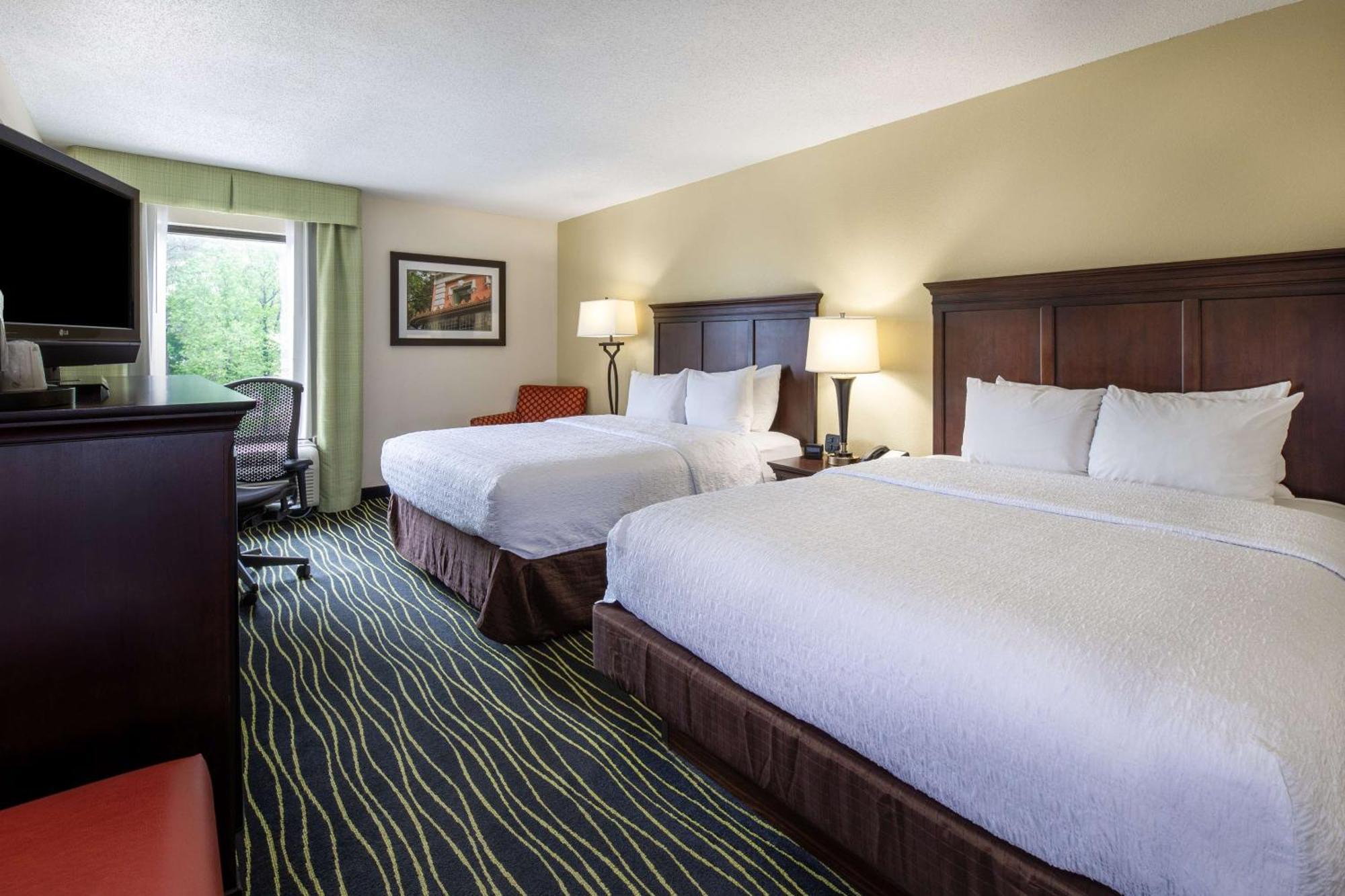 Hampton Inn Columbia I-26/Harbison Blvd Exterior photo