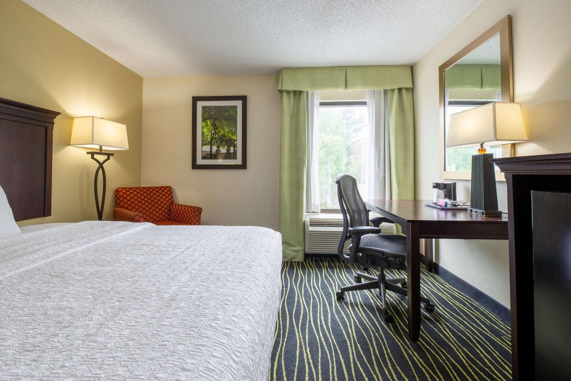 Hampton Inn Columbia I-26/Harbison Blvd Exterior photo