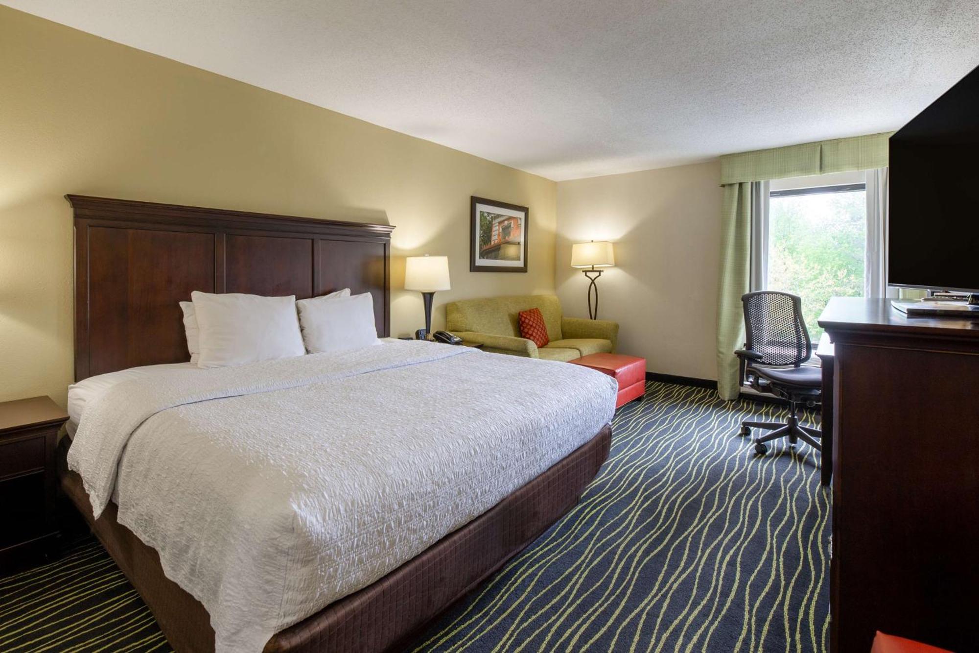 Hampton Inn Columbia I-26/Harbison Blvd Exterior photo