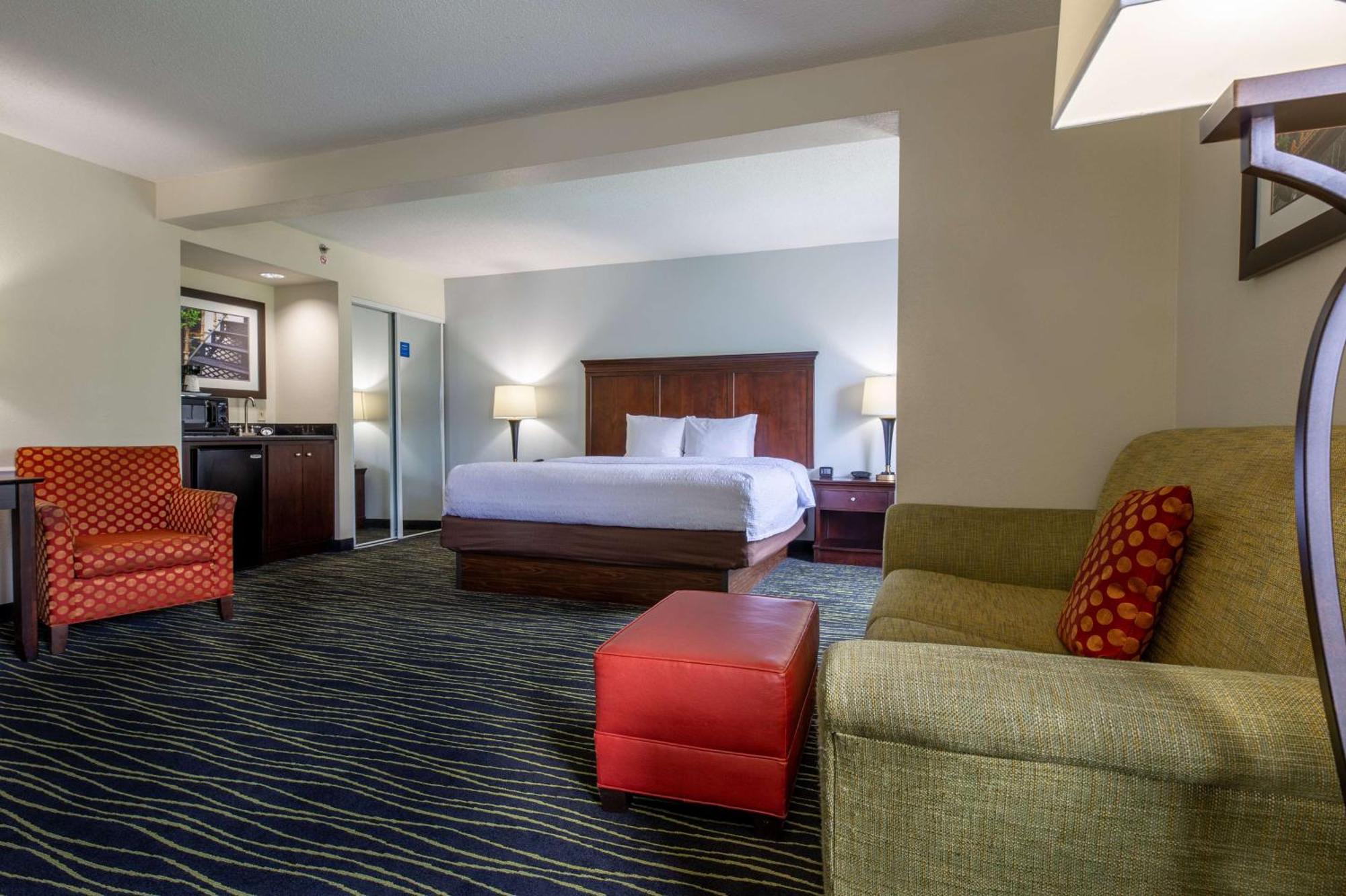 Hampton Inn Columbia I-26/Harbison Blvd Exterior photo