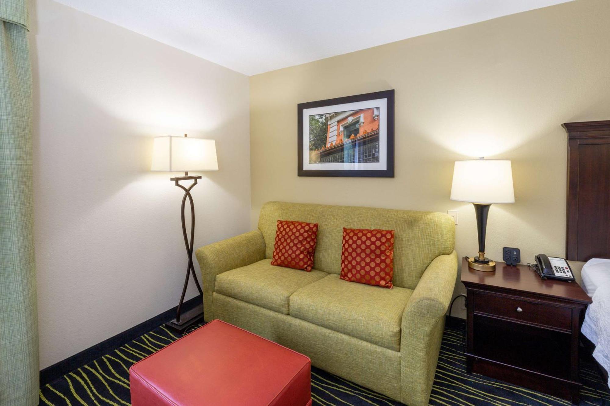 Hampton Inn Columbia I-26/Harbison Blvd Exterior photo